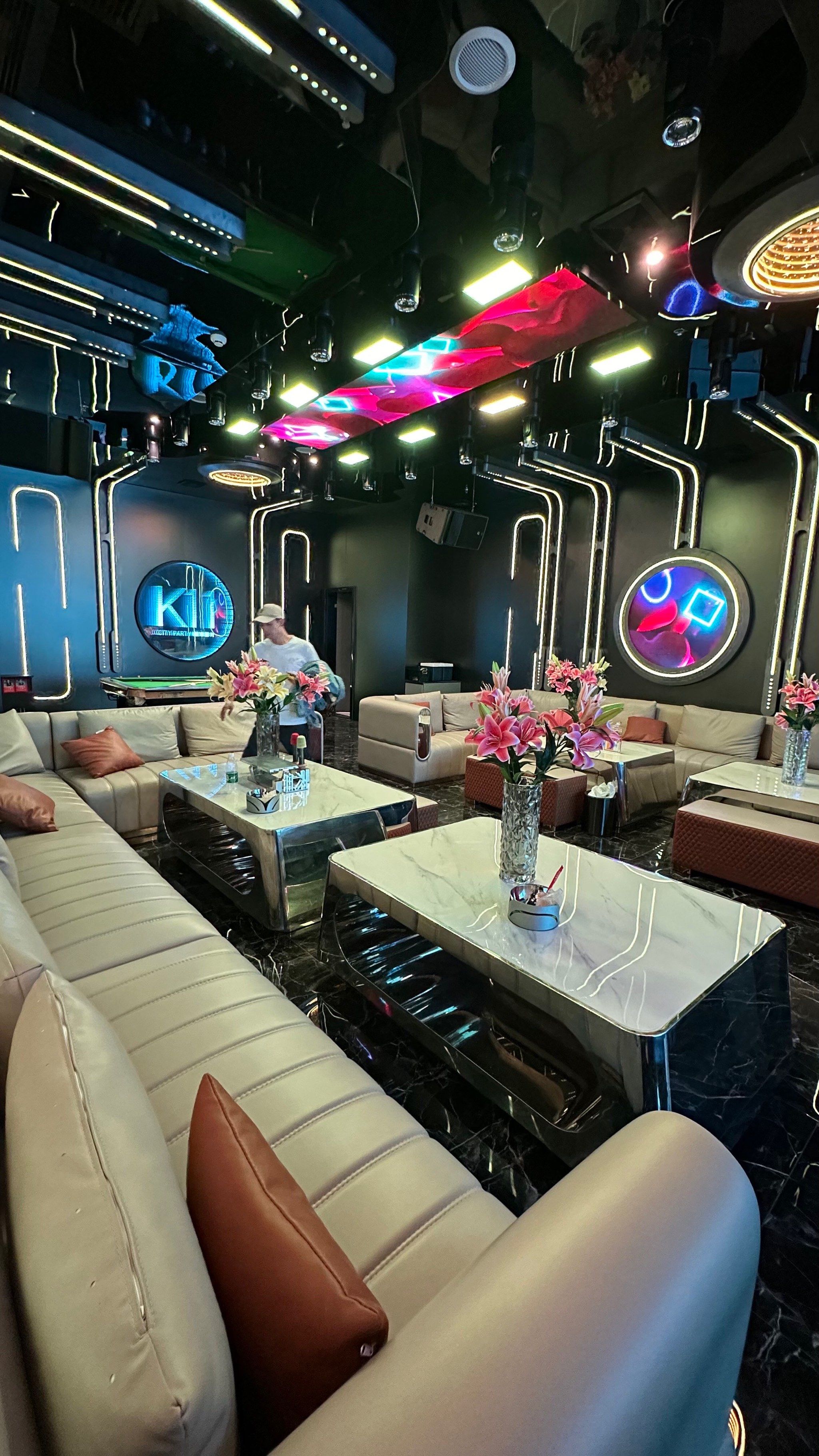 西宁商务ktv中低端区别-城东区ktv预订